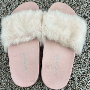 Steve Madden Slippers